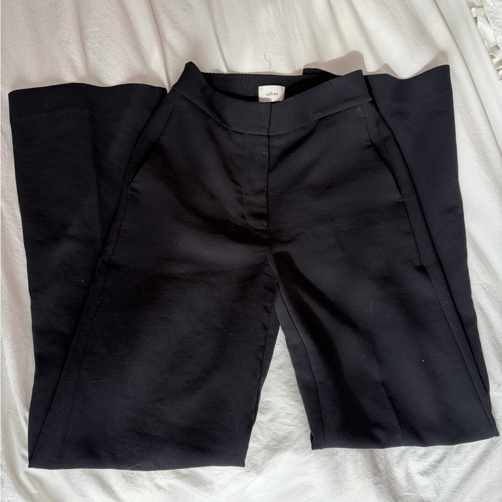 Aritzia Wilfred limitless Pant